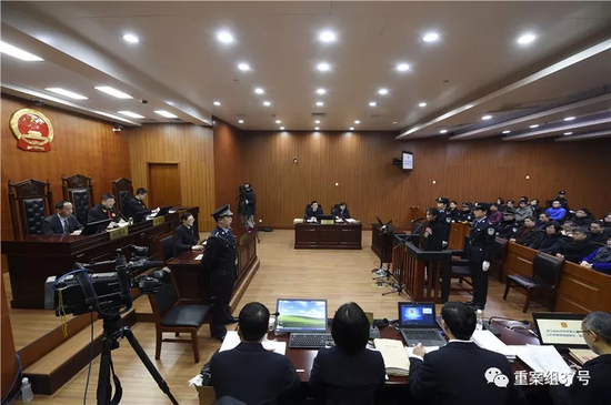 “6·22保姆纵火案”庭审现场。 图片来源/杭州中院官网