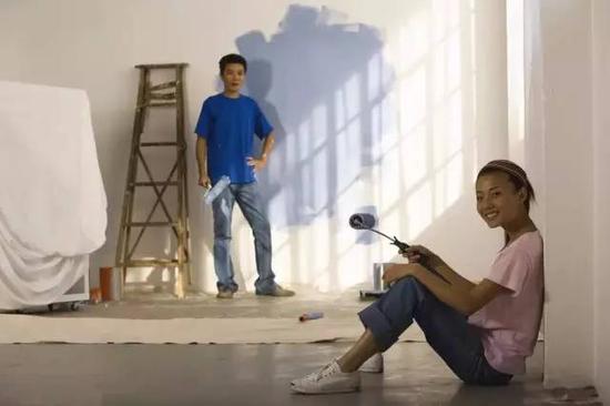 夫妻名字都在房产证上 离婚时妻子却一分钱没