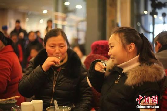 质料图 图文无关 钟欣 摄