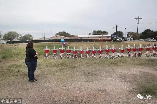 2017119գաڶCharlene Uhl16Ů򡤿³Haley KruegerֺƬ 26ʮּܱڵÿ˹ɪȪһŻãFirst Baptist Church of Sutherland Springs26ߵϡ 