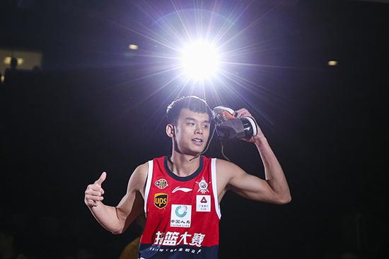 张健豪锁定扣篮大赛冠军。