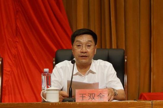 新浪综合:副部级官员空降浙江任政法委副书记 三年四度履新
