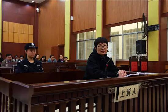 二审庭审中被告人张冬梅在法庭上