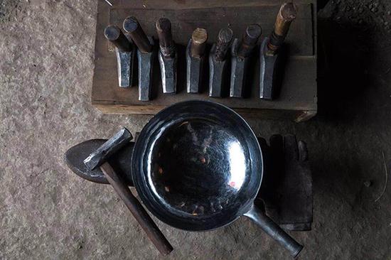 铁锅制作工具。 本文图片均为刘紫木供图