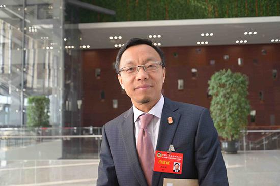 全国政协委员、全国律协副会长吕红兵。 人民网 资料图