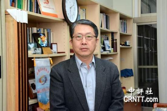 台湾成功大学政治经济学研究所教授丁仁方(图片来源:中评社)