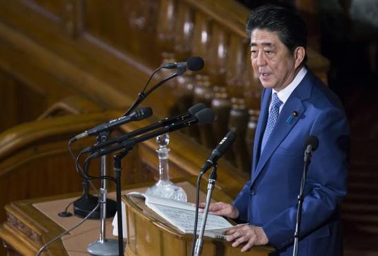 2018年1月22日下午，日本首相安倍晋三在众院全体会议上发表2018年首份施政演说。 视觉中国 图