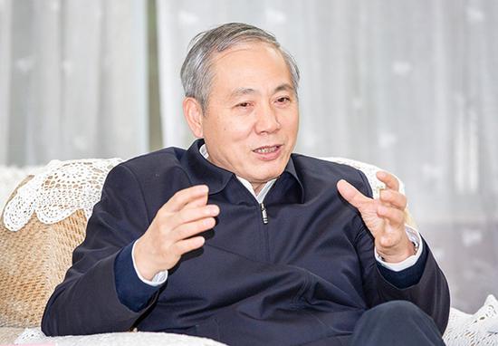 罗俊。视觉中国 资料图