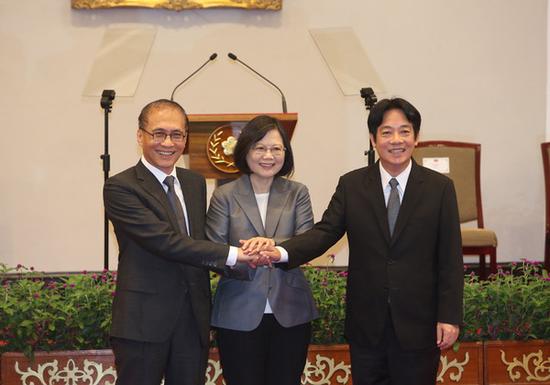 蔡英文说 “梦想薪资三万” 引起年轻人挞伐。(图片来源:台湾《东森新闻云》)