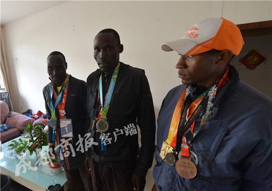 ����ñ�ӵ��Ǽ���˹���м�Ϊ��羿�