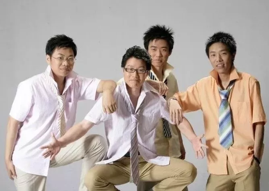 茅侃侃曾两度退学以初中学历创业 18岁拿3项认