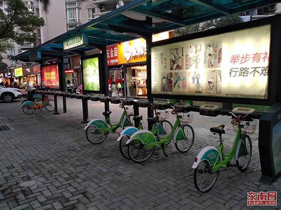澎湃新闻:福州主城区公共自行车停运:共享单车已能满足需求