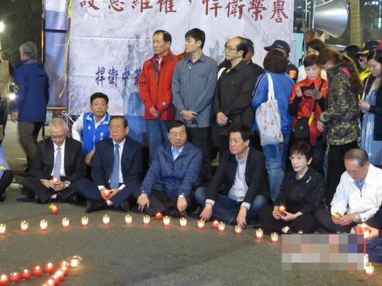 吳敦義和洪秀柱都主動到場祈福。(圖片來源:中評社)