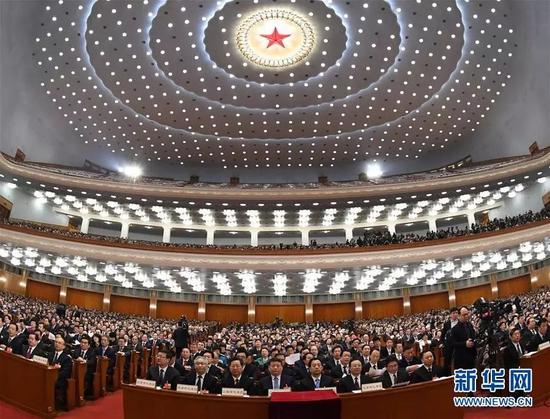 ▲3月13日,十三届全国人大一次会议在北京人民大会堂举行第四次全体会议。图来自新华社