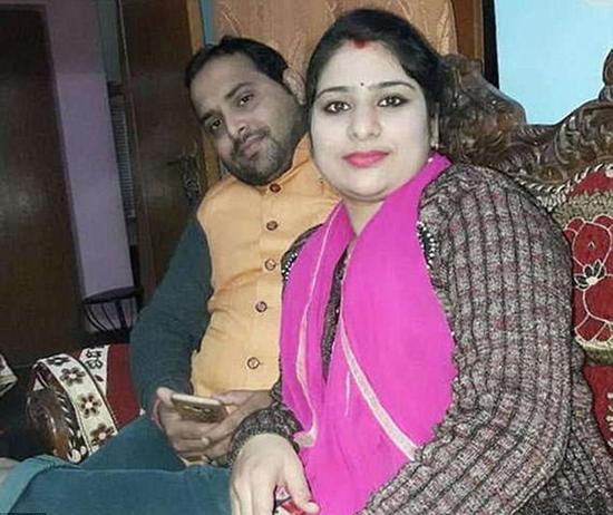 环球网:印度23岁女子负气自杀 因丈夫不陪其逛街购物