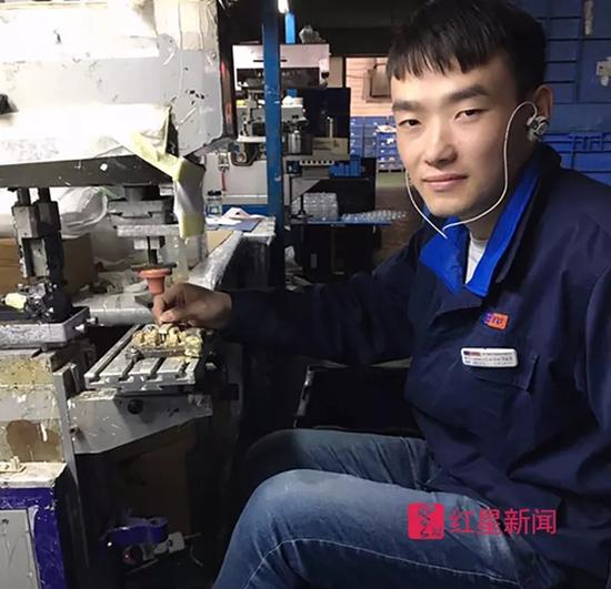近期在工作间的徐孟南。 本文图片均来自红星新闻