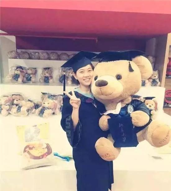 去亚丁湾护航的北大美女学霸退伍 她做这事被