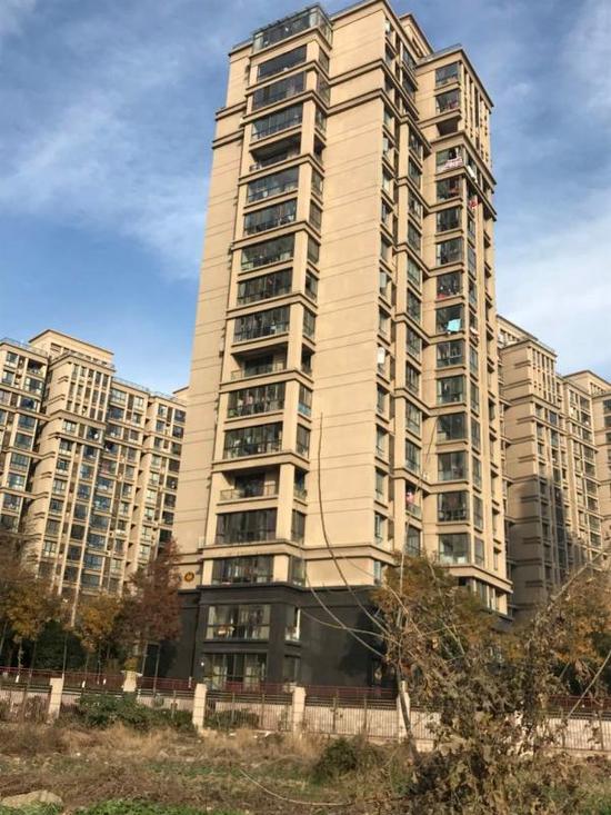 事发现场 澎湃新闻记者 邱海鸿 图