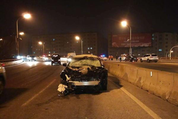 河南建业vs广州恒大