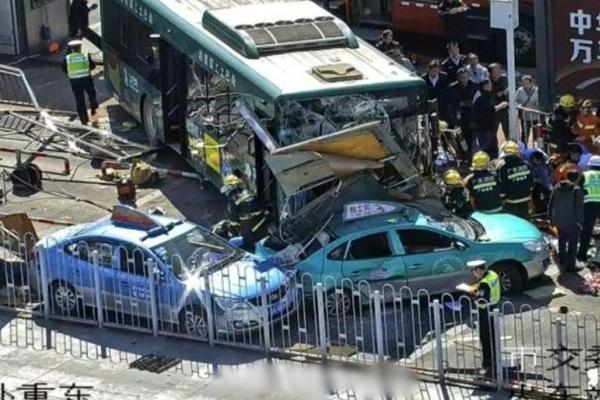 2012女子体操全能-乐鱼app(leyu)官方网站-乐鱼官网