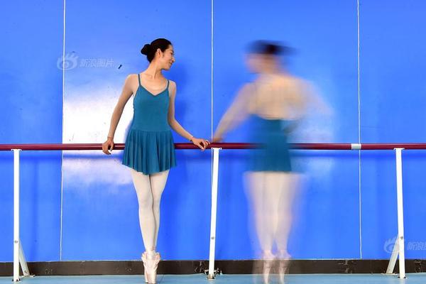 巴洛特利曼奇尼