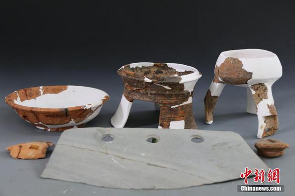 青梅煮酒-乐鱼app(leyu)官方网站-乐鱼官网