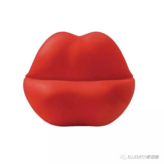 Studio 65 Heller Kiss Sofa，约RMB 5500元