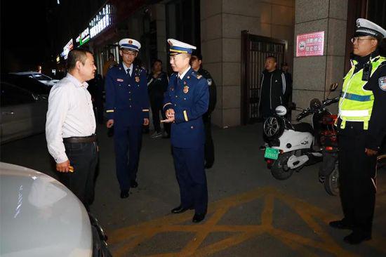 图为整治行动现场。