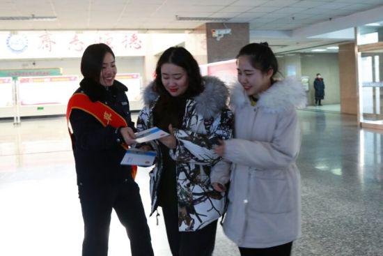 图为宣传活动现场。