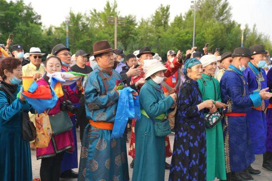 内蒙古自治区锡林浩特市第十七届游牧文化节开幕