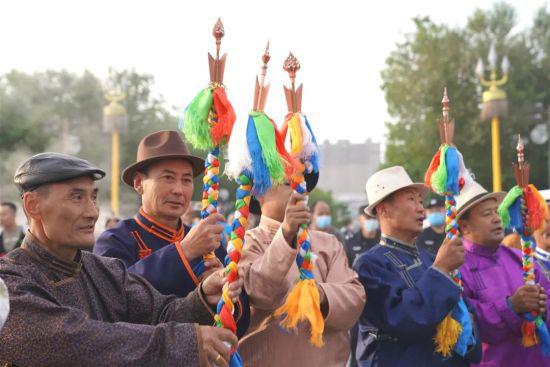 内蒙古自治区锡林浩特市第十七届游牧文化节开幕