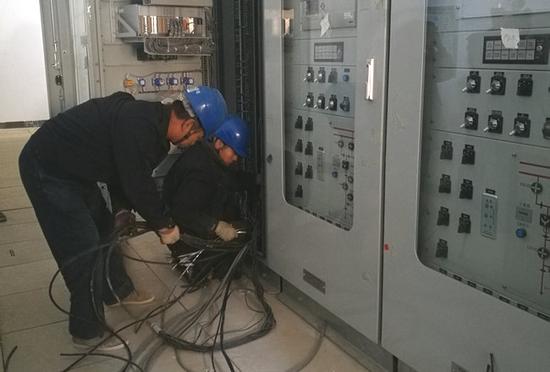 新建泰安110KV变电站内部施工现场