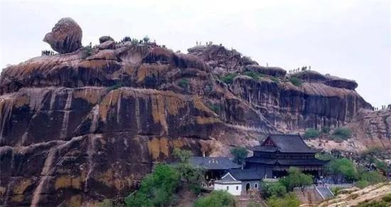 宁城藏龙谷旅游区