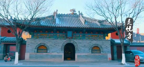 旅游频道 > 正文      灵悦寺位于喀喇沁旗锦山镇,建于清朝康熙年间