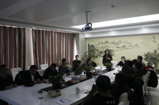 创始人张立洁召开军创园分享会