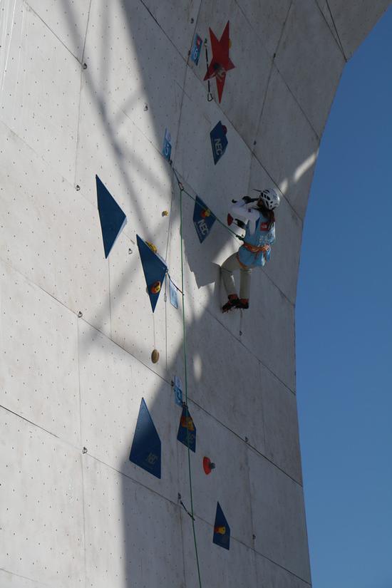 国际登联攀冰世界杯中国站比赛在呼和浩特土左