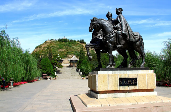 e41a-iuvaazn4076234.png