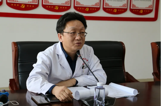 第三医院常务副院长周文成做会议总结