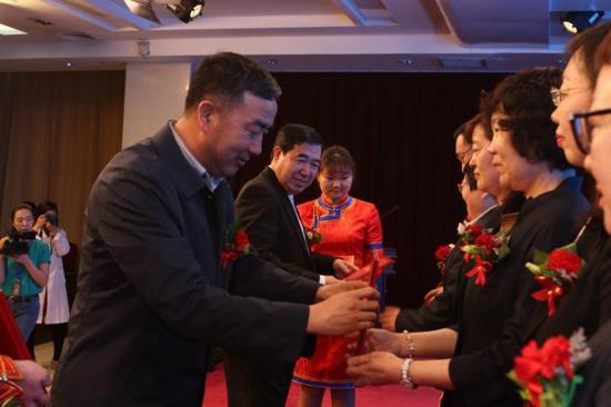 表彰奖励大会现场
