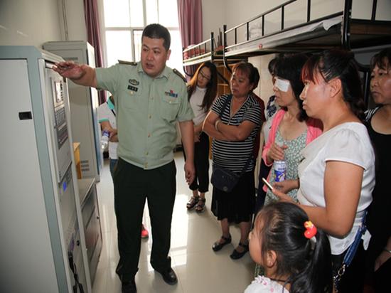 乌海市消防支队召开全市寄宿制学校宿管人员消