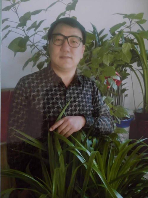 内蒙古瑞承旅游文化产业有限公司董事长卢鑫