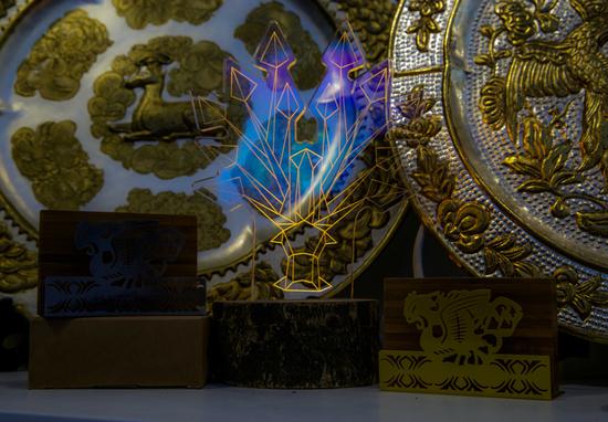鹿首金步摇冠LED小夜灯