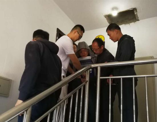 抓捕现场