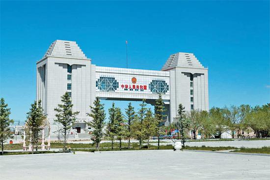 满洲里第五代国门