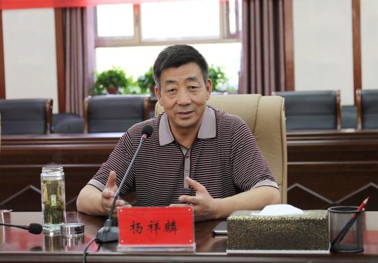 新城区区委常委、宣传部部长杨祥麟在创城义务监督员座谈会上讲话
