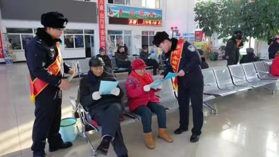 图为活动现场