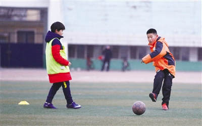 年度菁英计划助内蒙古足球小将逐梦绿茵
