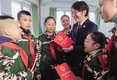 走进五塔寺东街小学
