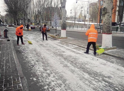 细化作业清雪除冰