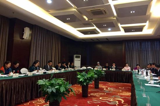 医药卫生界、社会福利和社会保障界委员